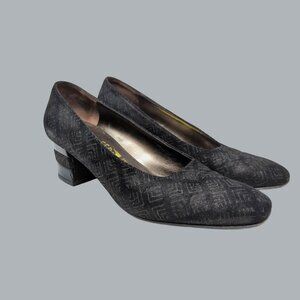 Vintage Ferragamo Black Shoes 6.5 Block Heel Suede